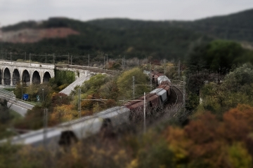 010-katia-bonaventura-photojournalism-paesaggio-treno-ferrovia